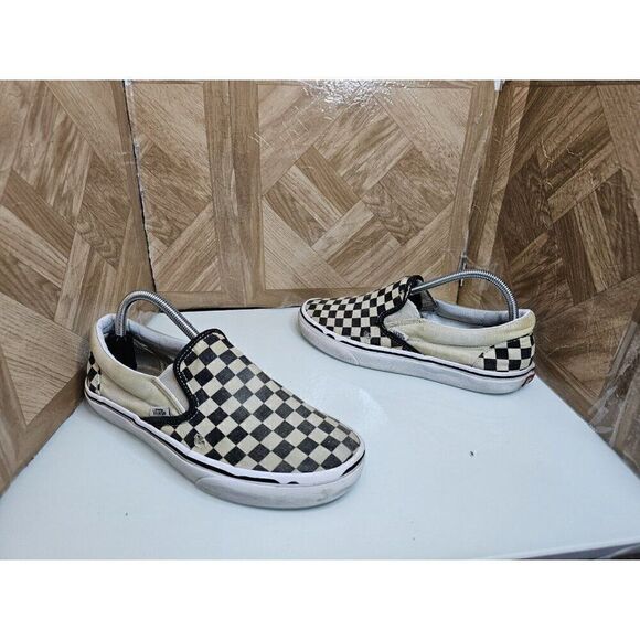 Vans Women's Off The Wall Skateboard Low Classic White Size 9.5.  280 - Picture 1 of 10